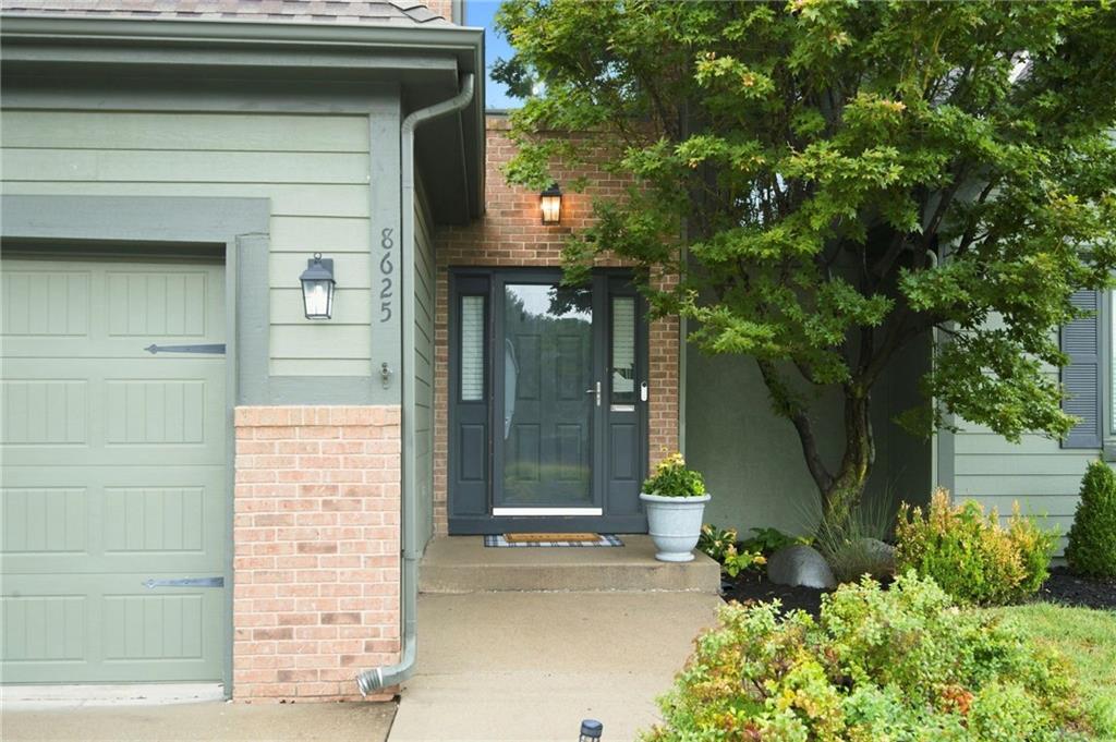 Photo 5 of 8625 N Dawn Avenue