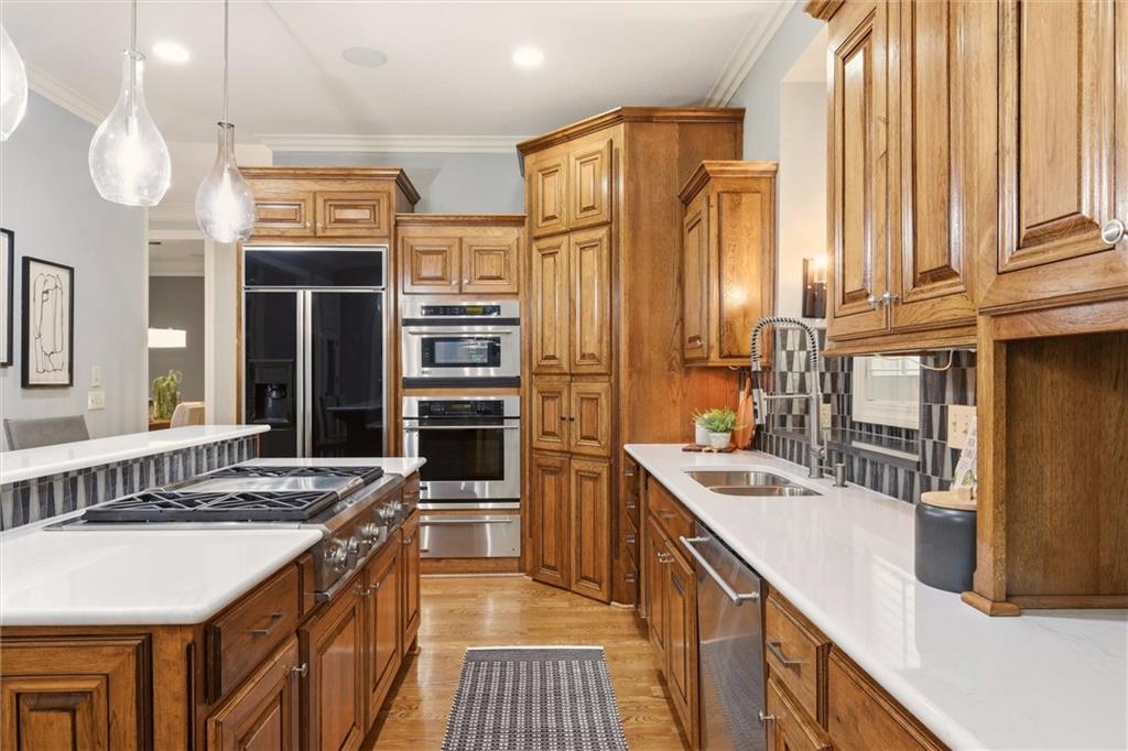 Photo 6 of 5404 W 124th Terrace