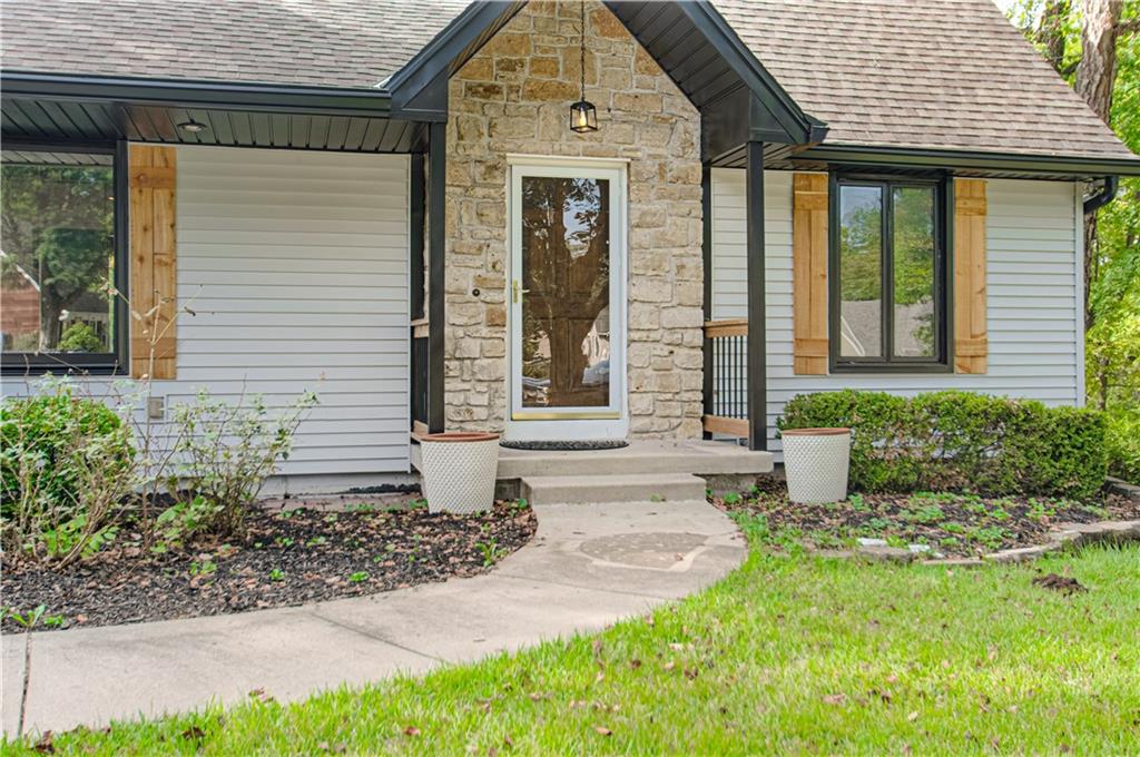 Photo 2 of 6655 OAK RIDGE Drive