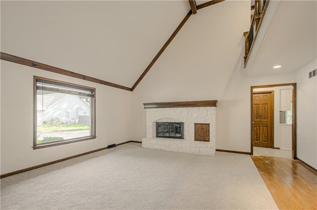 Photo 4 of 6655 OAK RIDGE Drive