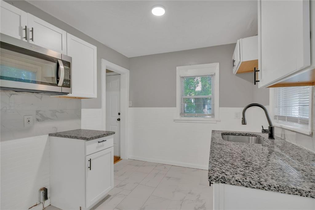 Photo 7 of 7209 Walrond Avenue