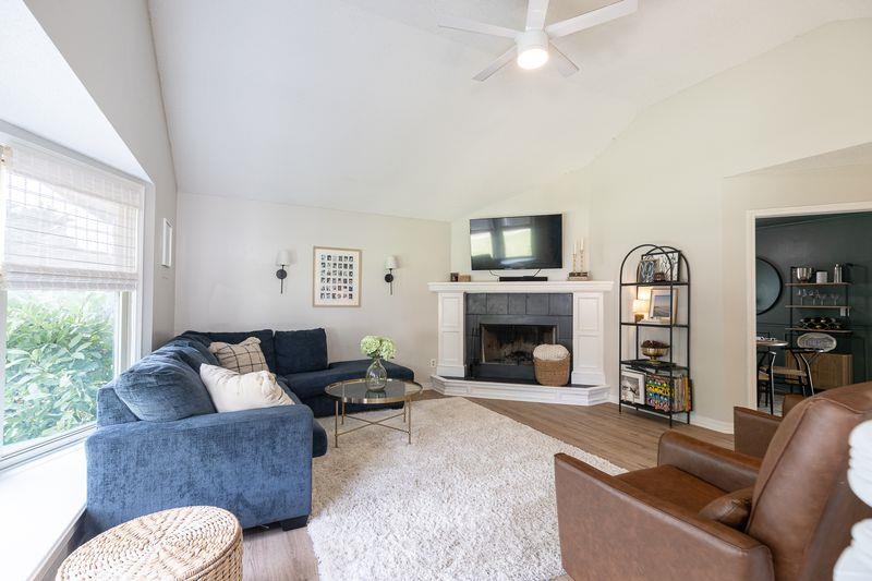 Photo 4 of 1505 NW 63 Terrace
