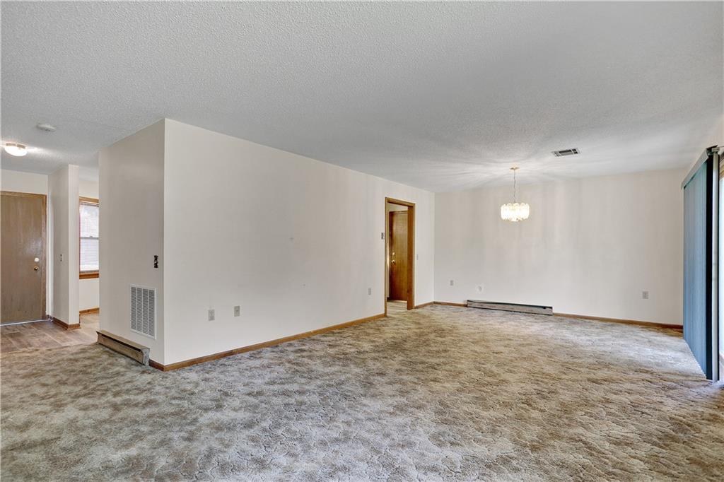 Photo 5 of 8214 E 189th Terrace