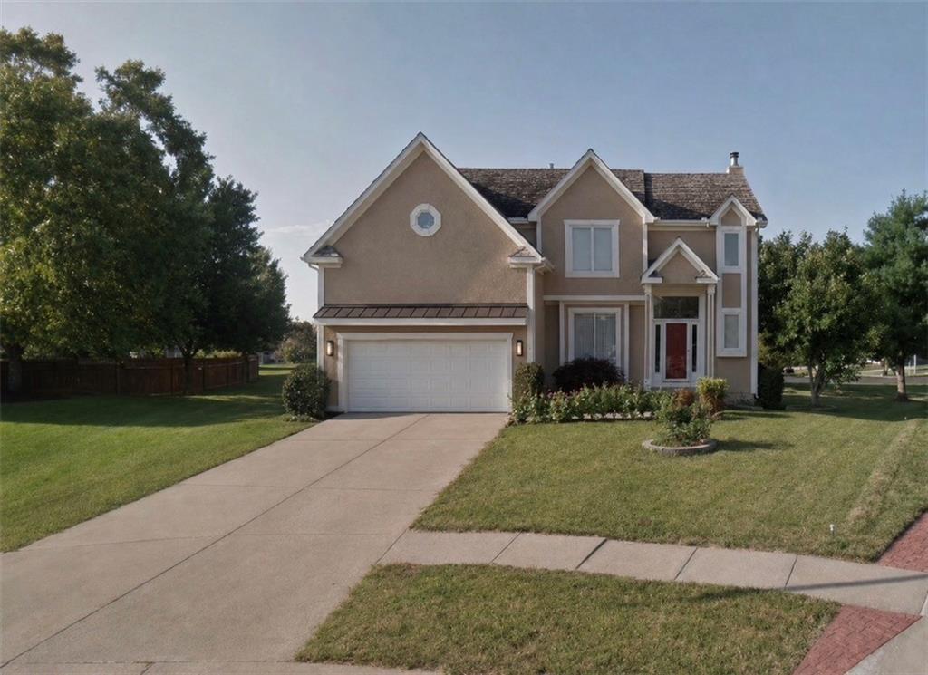 Photo of 13721 Manor Road in Leawood, KS