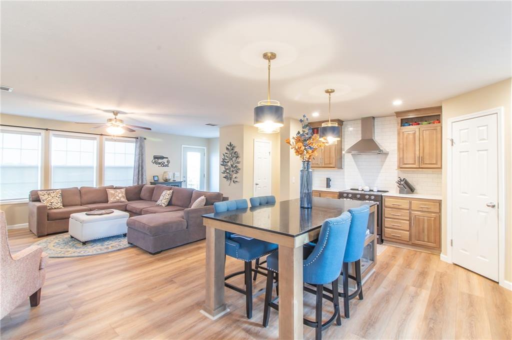 Photo 5 of 1399 NW 460th Road