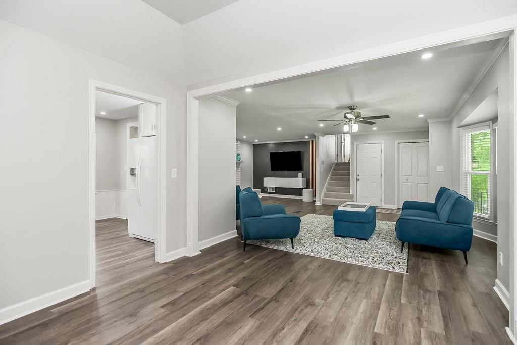 Photo 7 of 42 E 106 Street