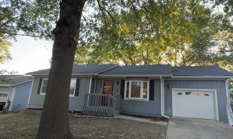 Photo of 2602 Easton Street in Harrisonville, MO