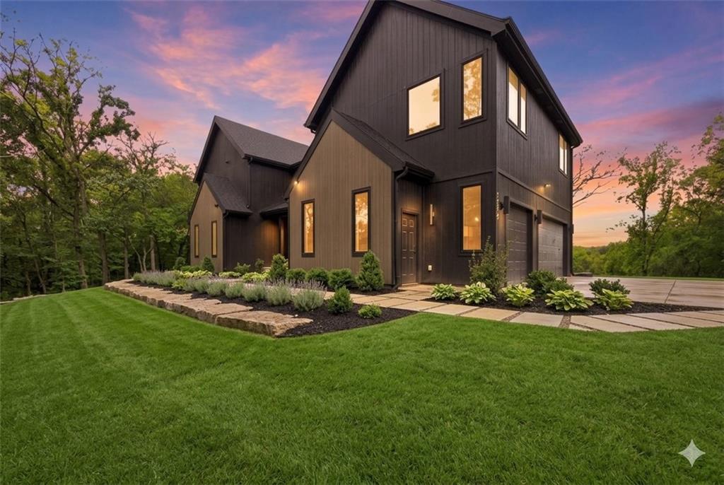 Photo of 5540 N 107th Street