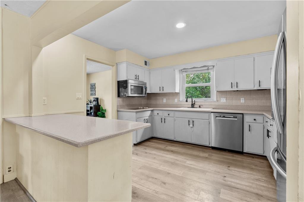 Photo 5 of 105 Tuscarora Lane