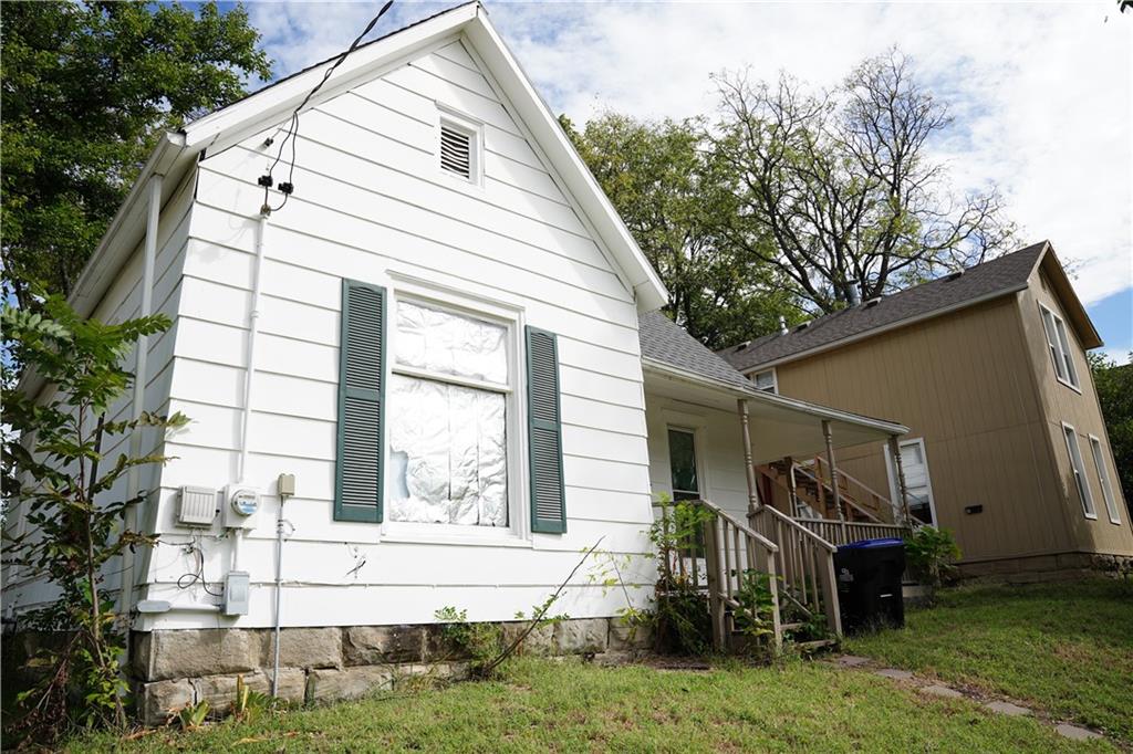 Photo 4 of 211 Ming Street