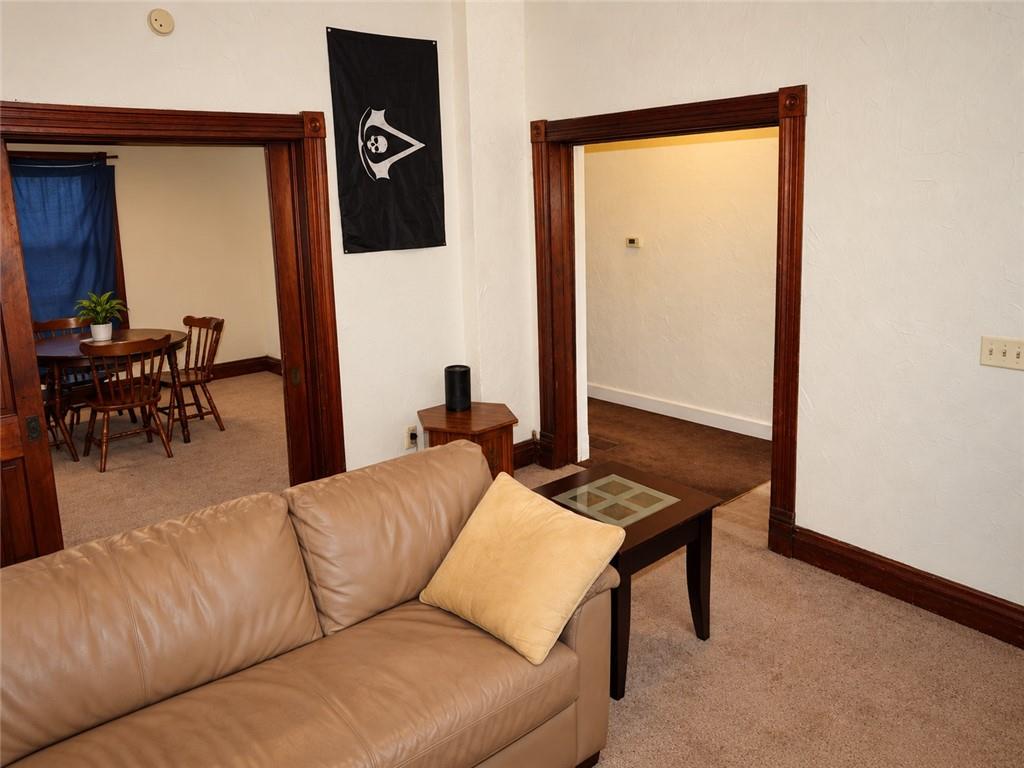 Photo 6 of 211 Ming Street