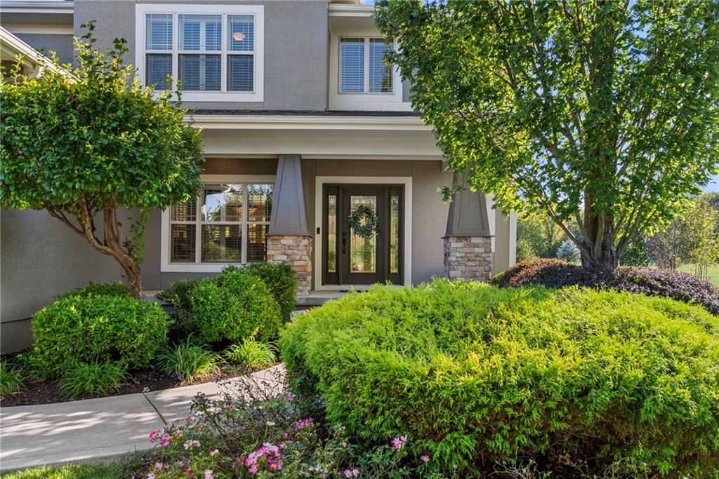 Photo 5 of 11609 W 154TH Street
