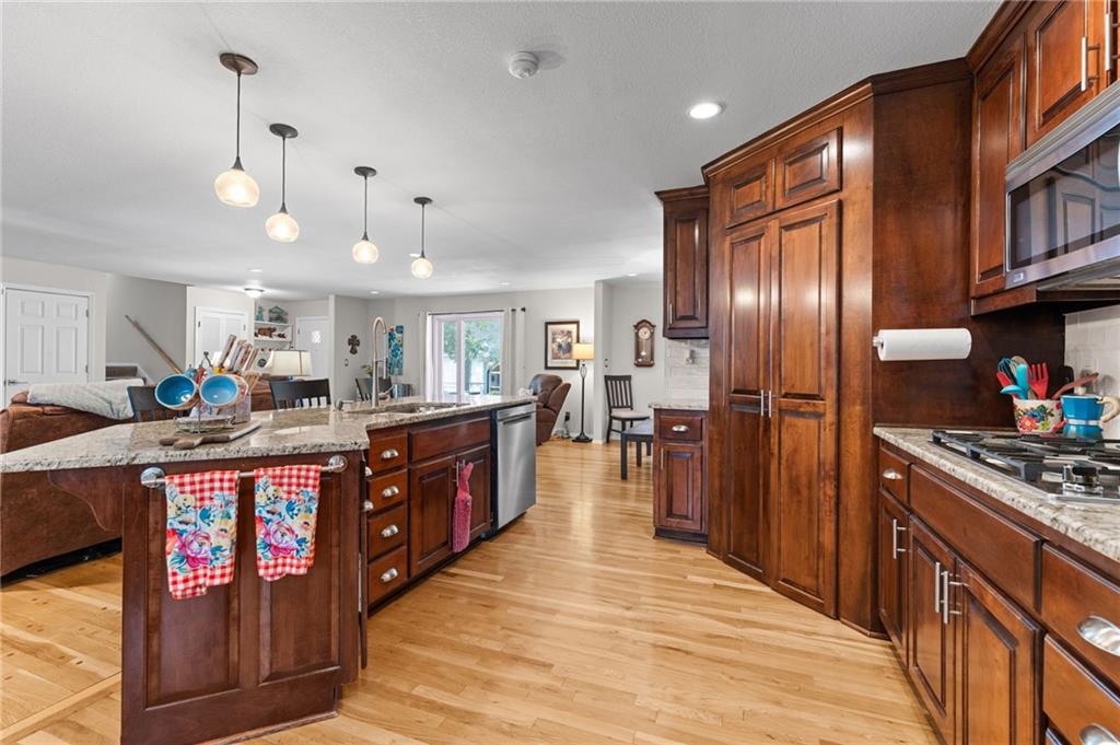 Photo 6 of 3723 E 104th Street