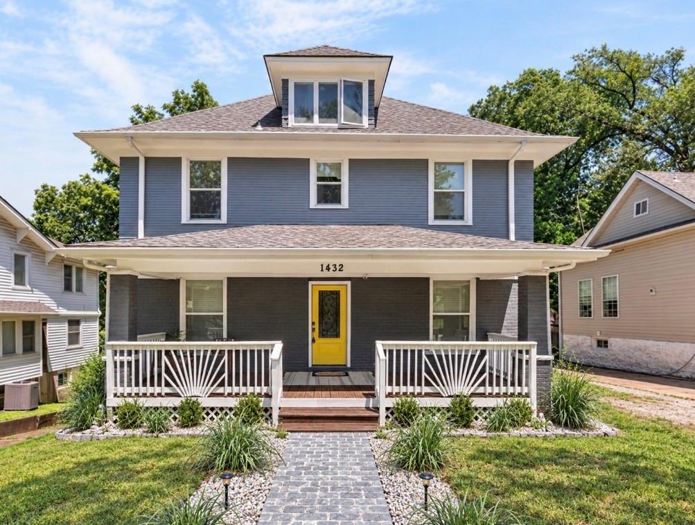 Photo of 1432 W Walnut Street
