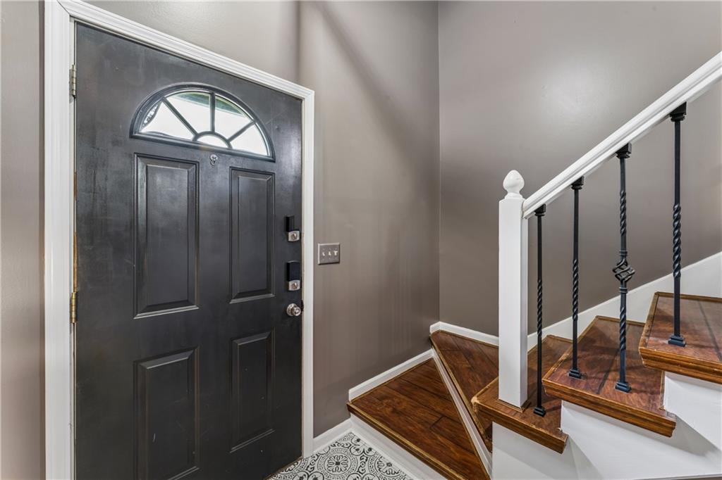 Photo 7 of 309 NE Brookwood Drive
