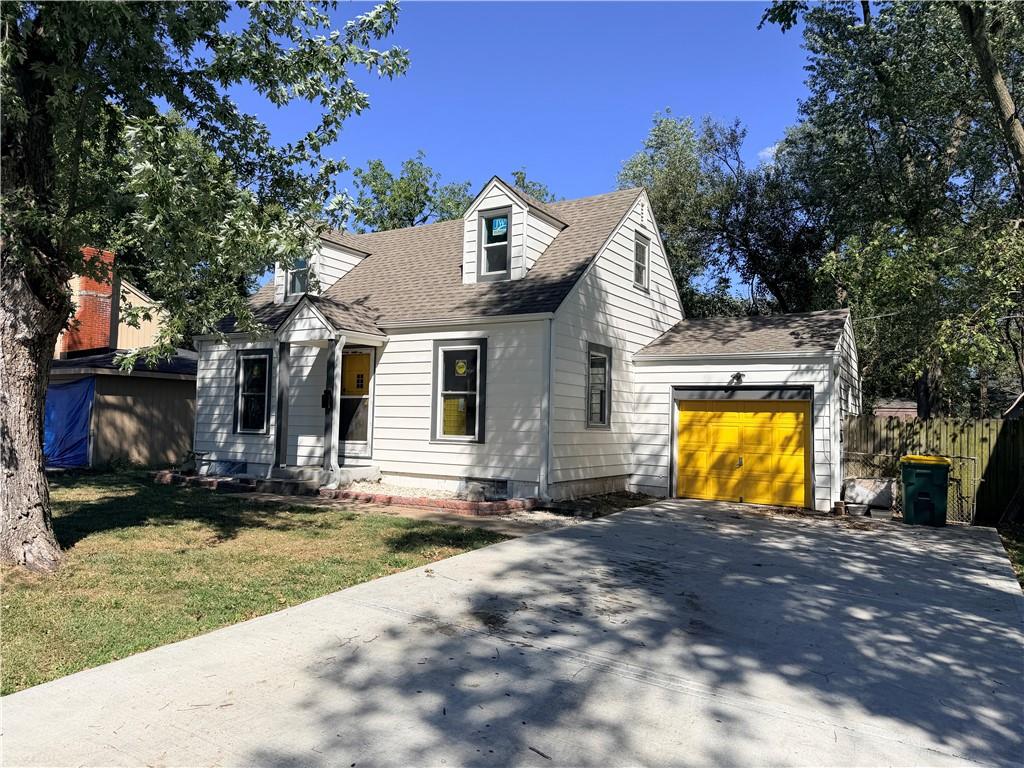 Photo 2 of 2619 N 46th Terrace