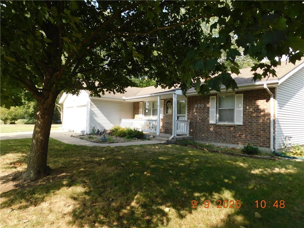 Photo 2 of 400 Ann Avenue