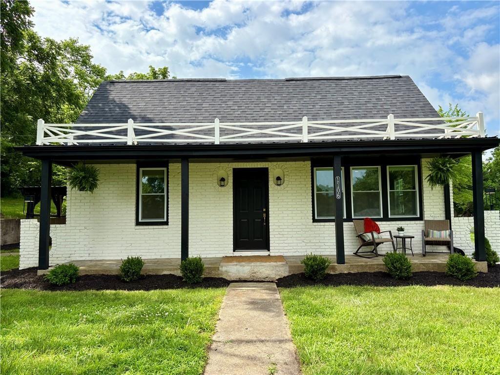 Photo of 1106 College Hill Street