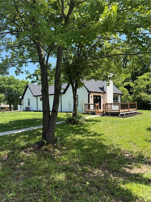 Photo 5 of 1106 College Hill Street