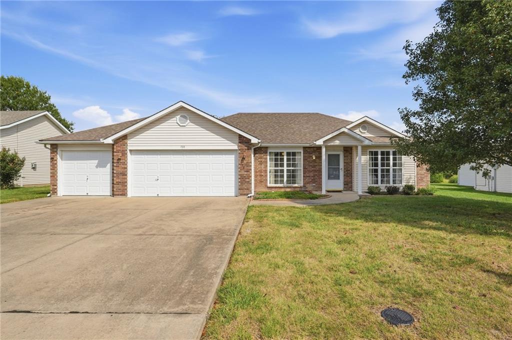 Photo of 728 Country Lane