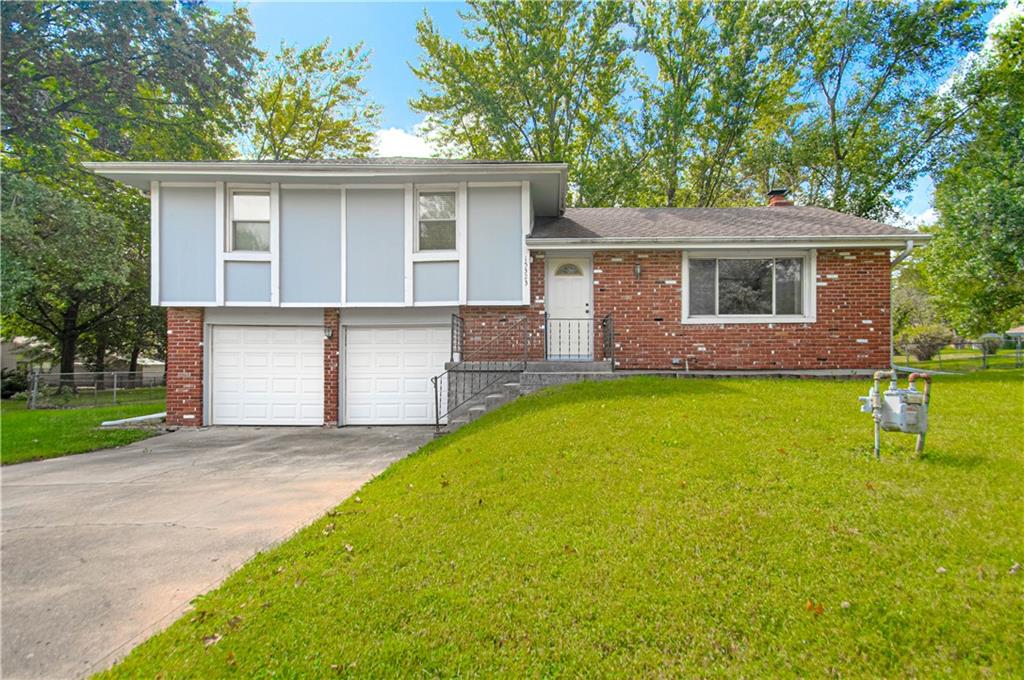 Photo of 15323 S Circle Drive