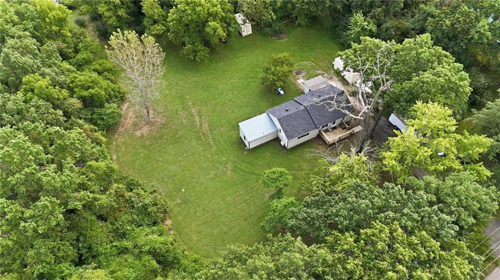 Photo 4 of 2915 S Slaughter Road