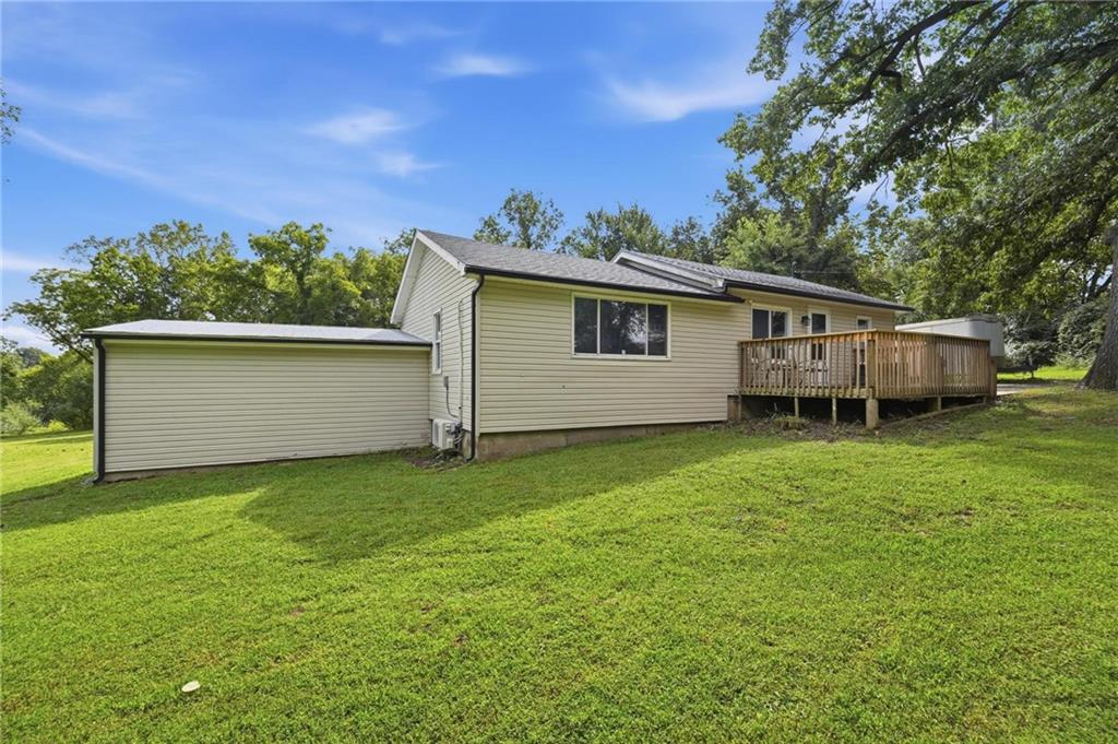 Photo 5 of 2915 S Slaughter Road