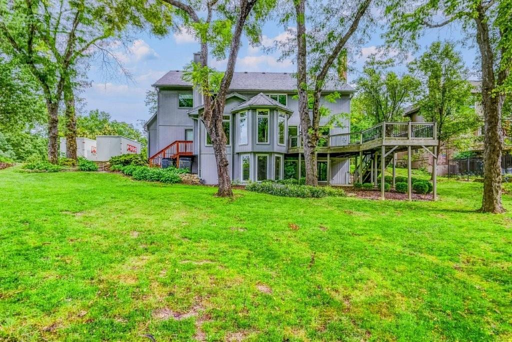 Photo 3 of 1905 NW Indian Hills Drive
