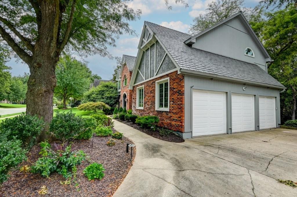 Photo 6 of 1905 NW Indian Hills Drive