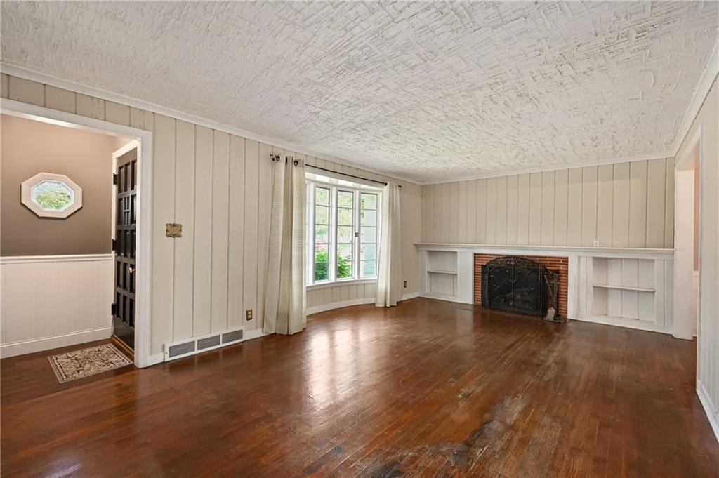 Photo 7 of 7001 W 68th Street