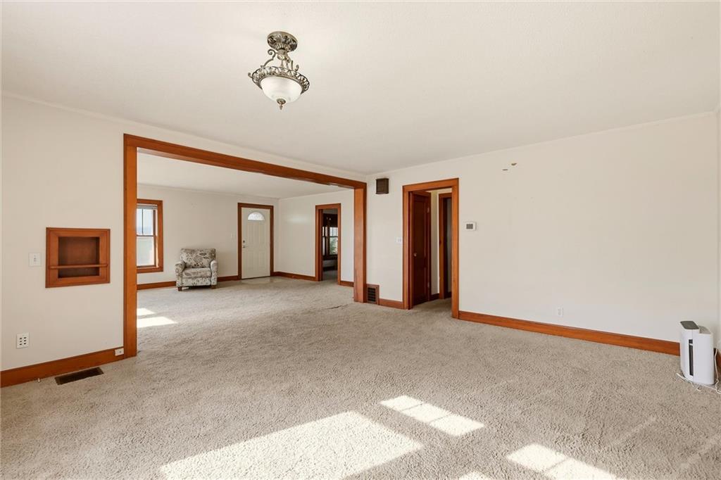 Photo 6 of 219 W 4th Street