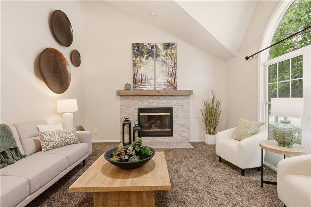 Photo 3 of 1208 NE Beacon Avenue