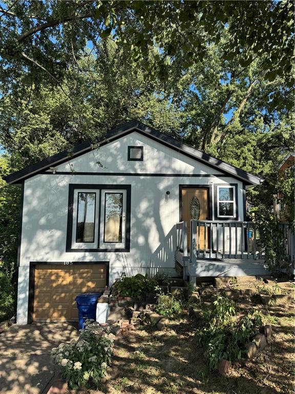 Photo of 105 City Park Drive in Kansas City, KS