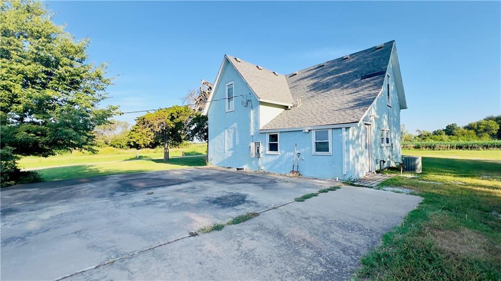 Photo 2 of 22719 Quivira Road