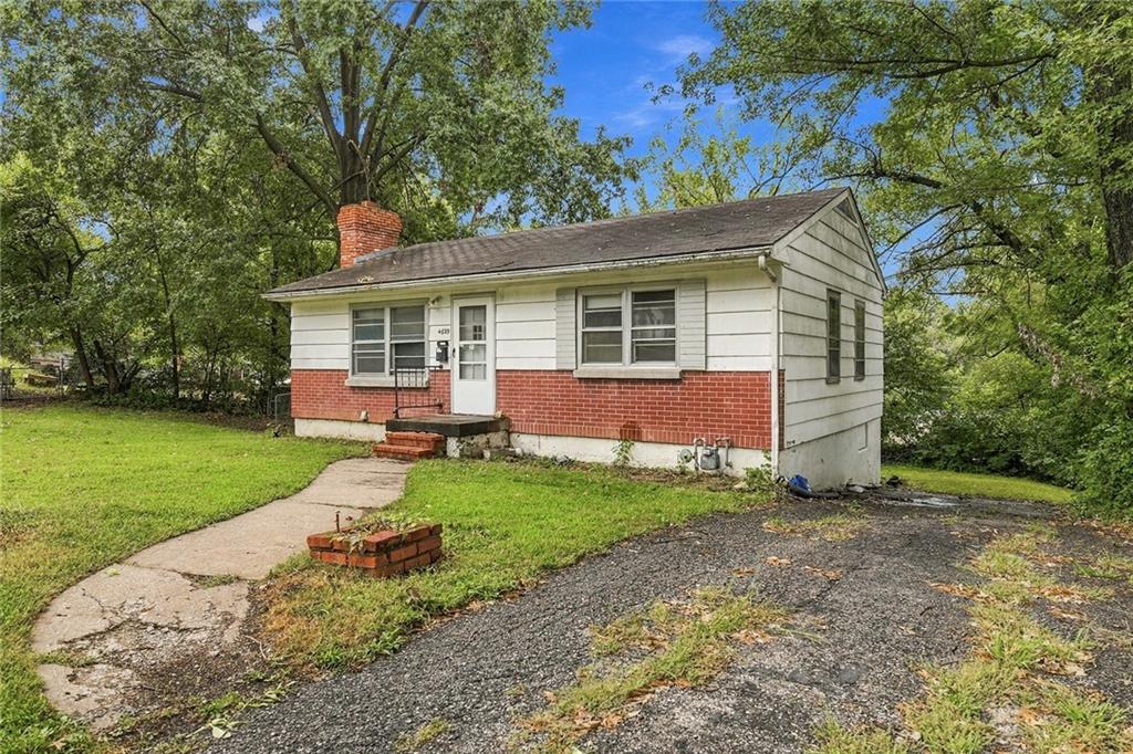 Photo 2 of 4629 Cleveland Avenue