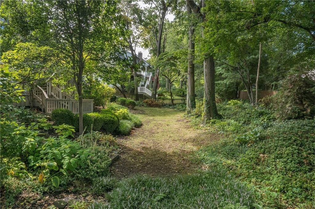 Photo 5 of 512 Pinewood Drive