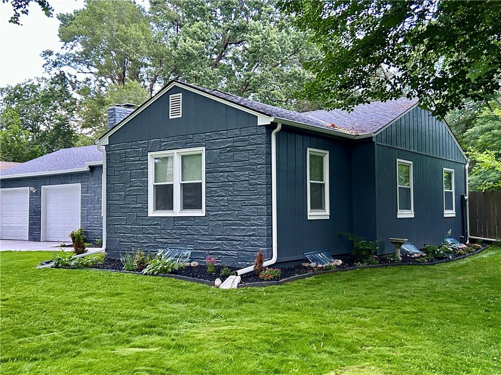Photo 4 of 7601 Hemlock Street