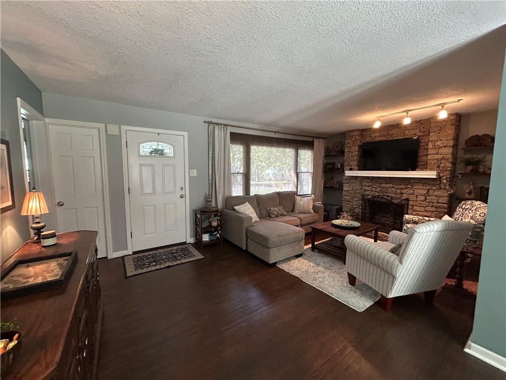 Photo 7 of 7601 Hemlock Street