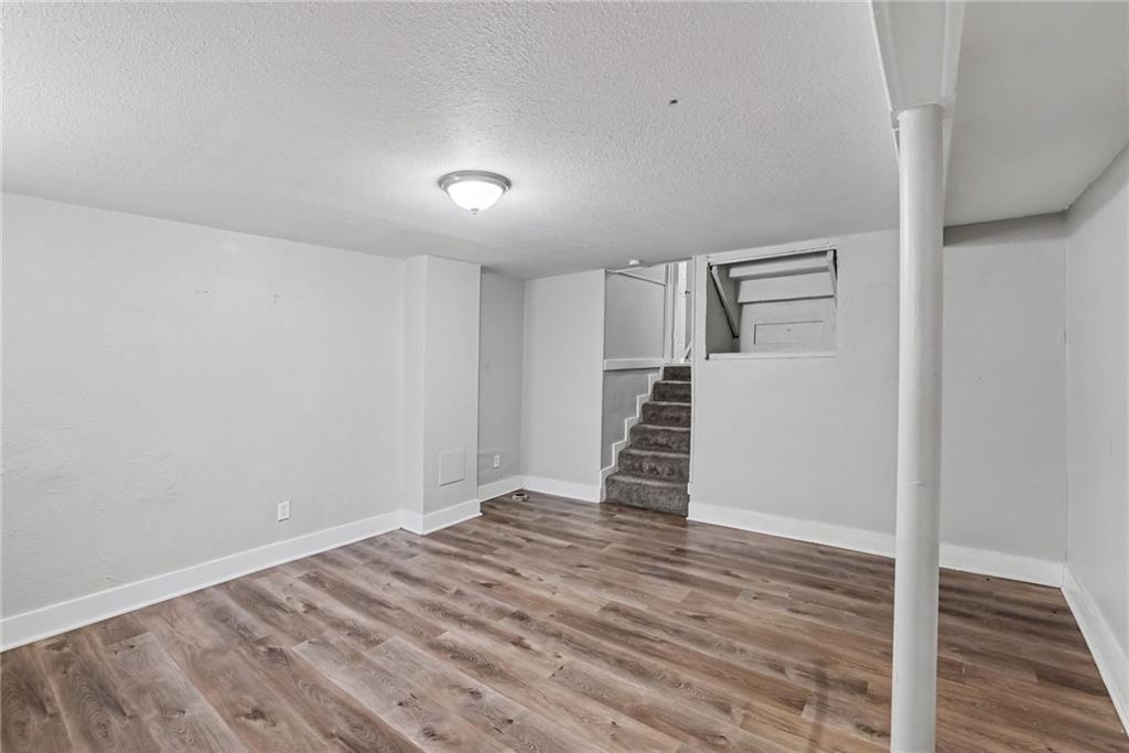 Photo 5 of 8311 E 110th Street