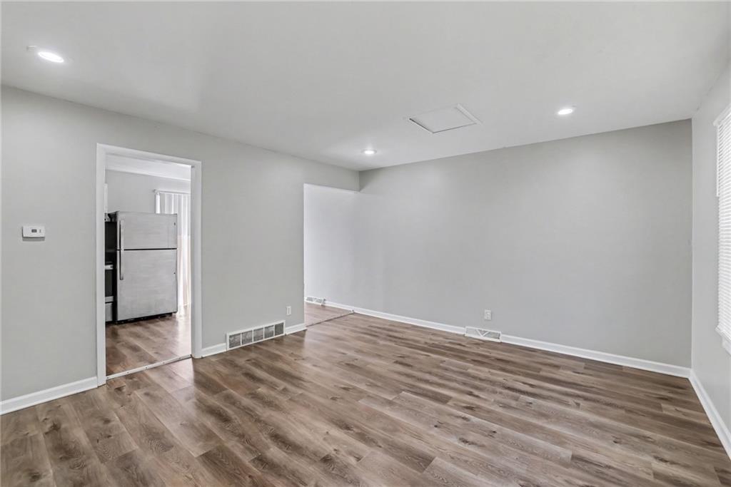 Photo 7 of 8311 E 110th Street