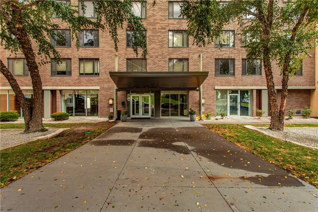Photo of 600 E 8TH Street #9S