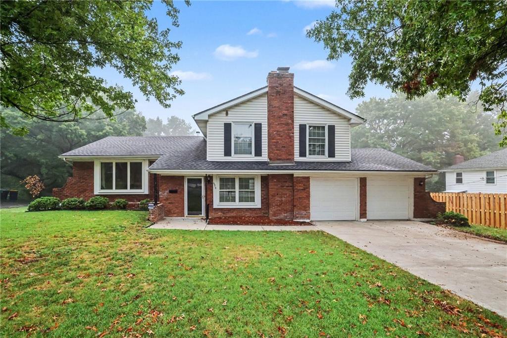 Photo 4 of 9915 Belleview Avenue