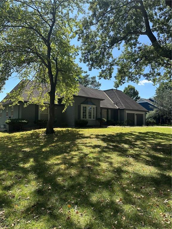 Photo 2 of 12724 Overbrook Road
