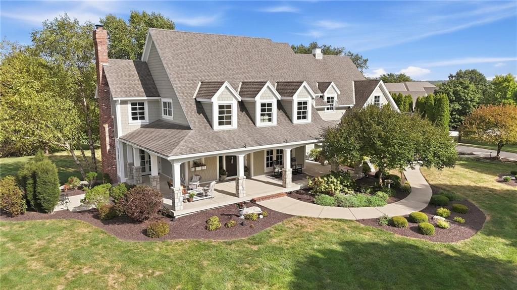 Photo 5 of 17805 Bond Avenue