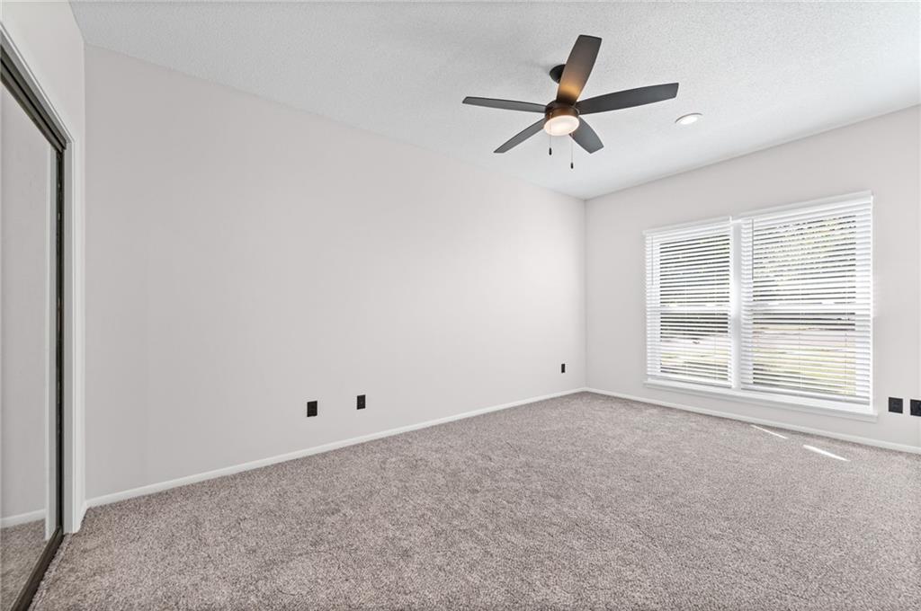 Photo 7 of 10780 Oakmont Street