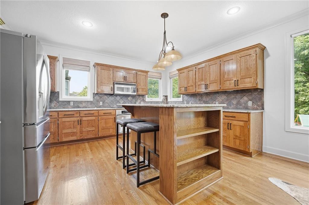 Photo 6 of 4922 W 155th Terrace