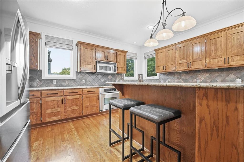 Photo 7 of 4922 W 155th Terrace