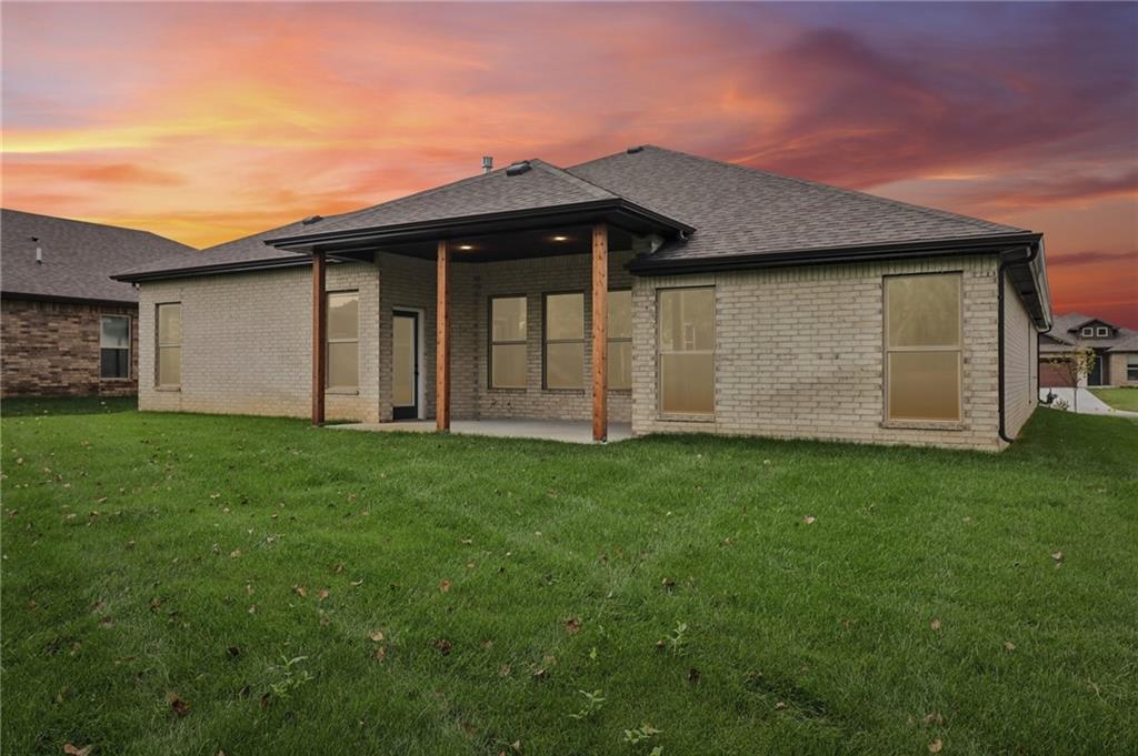 Photo 6 of 8523 Pickering Street