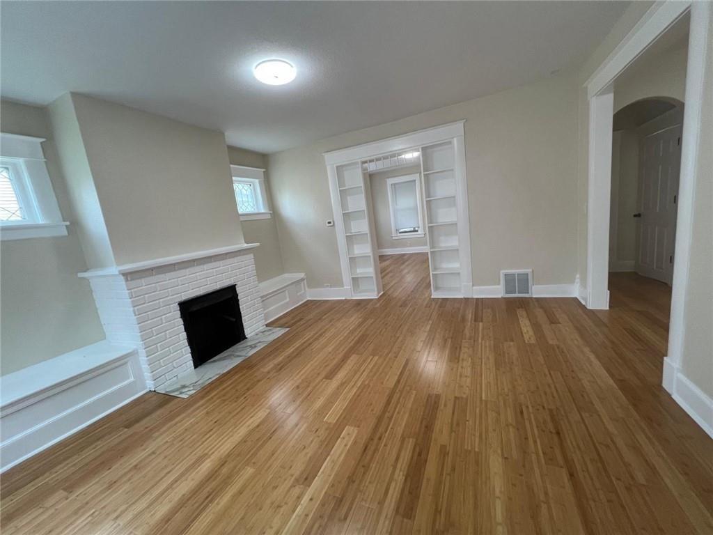 Photo 6 of 2722 Seneca Street