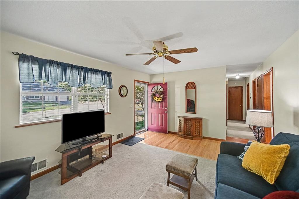 Photo 5 of 6611 N Agnes Avenue